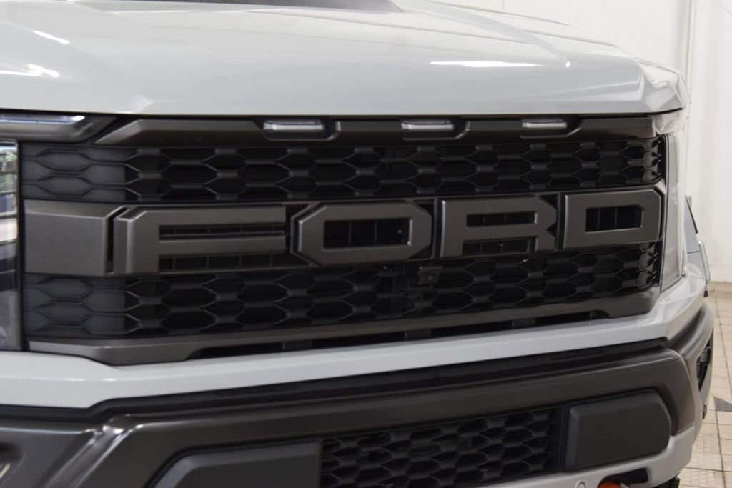 2023 Ford F-150 Raptor - Photo 11