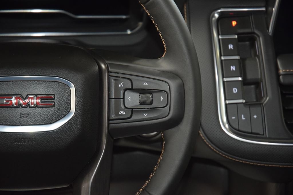 2024 GMC Yukon AT4 - Photo 40