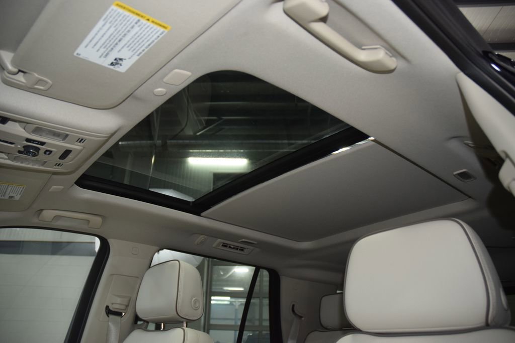 2024 GMC Yukon Denali - Photo 52