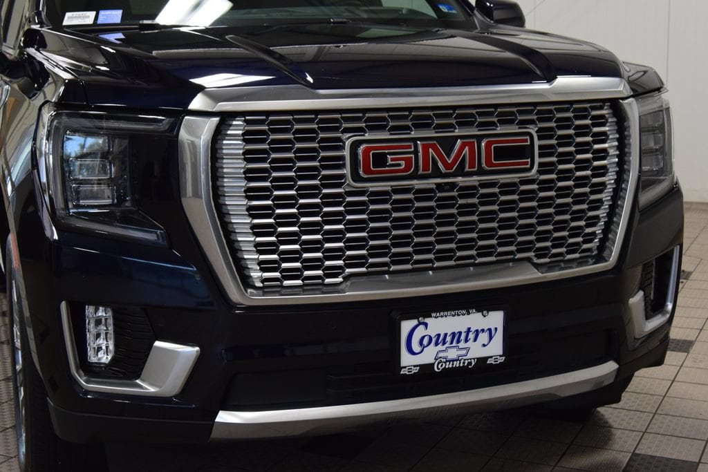 2024 GMC Yukon Denali - Photo 13