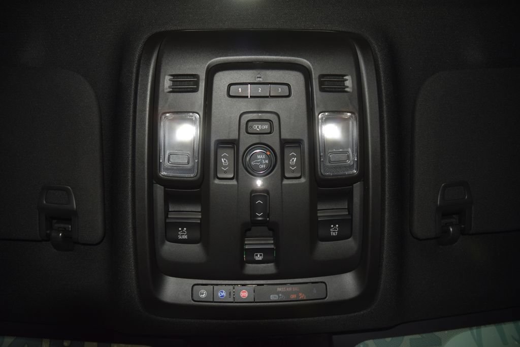 2024 GMC Yukon Denali - Photo 53
