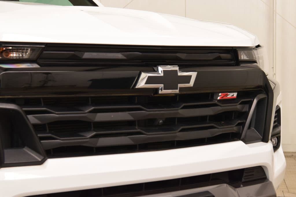 2024 Chevrolet Colorado Z71 - Photo 11