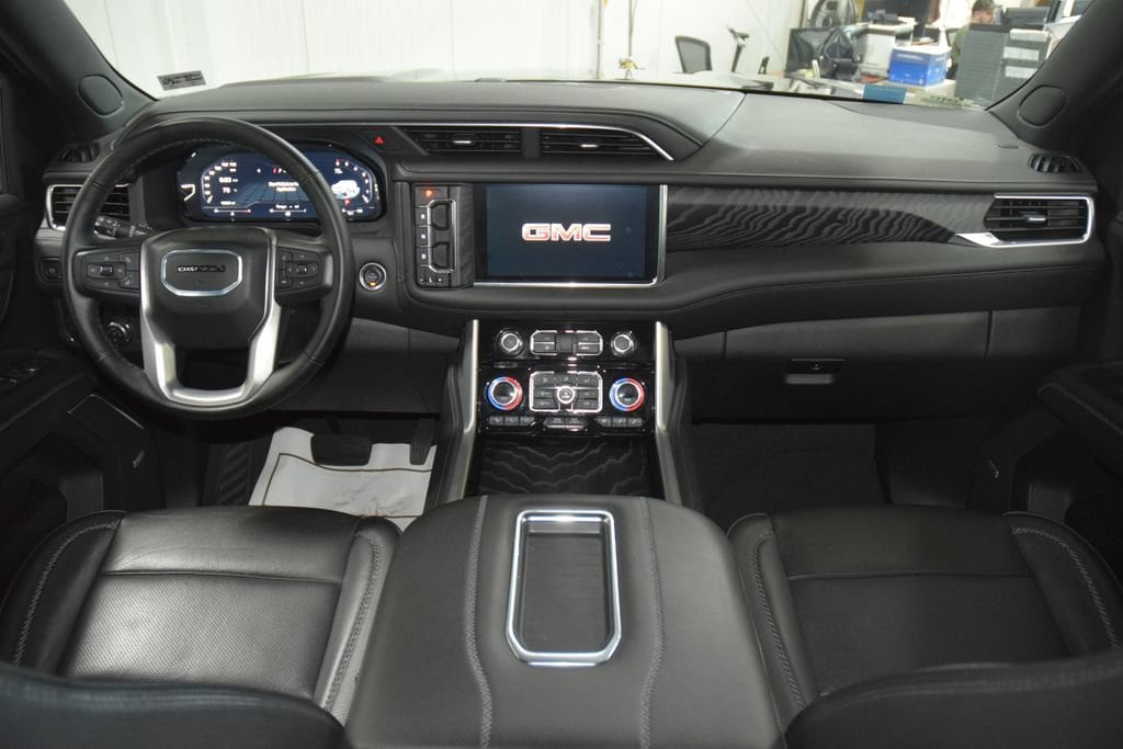 2024 GMC Yukon XL Denali - Photo 33