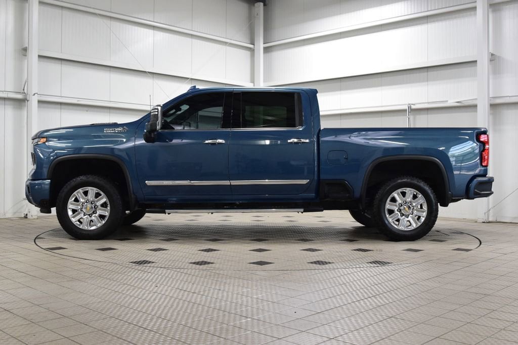 2024 Chevrolet Silverado 2500HD High Country - Photo 4