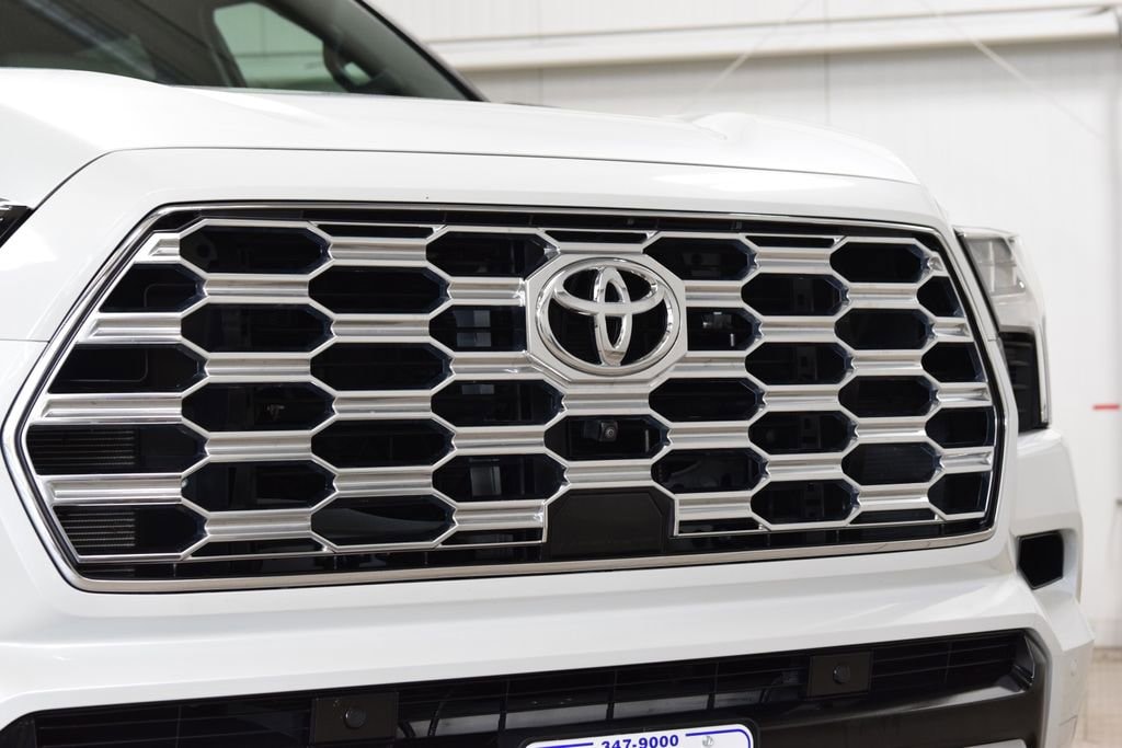 2025 Toyota Sequoia Capstone - Photo 12