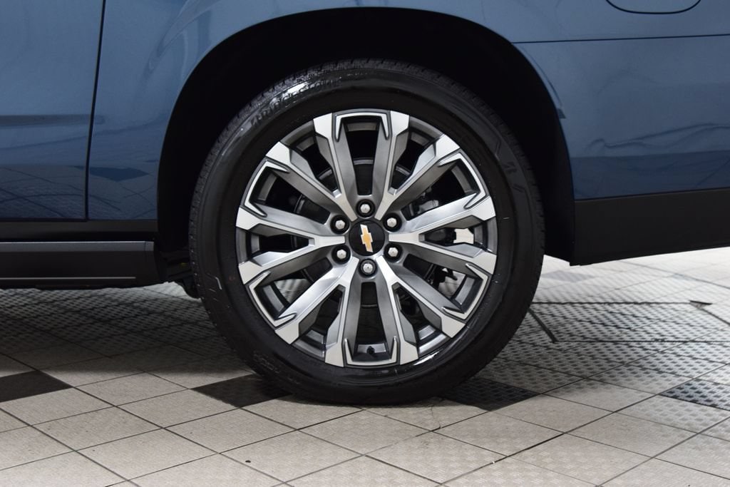 2026 Chevrolet Suburban High Country - Photo 27