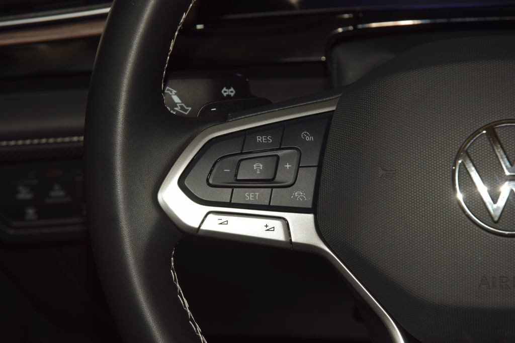 2025 Volkswagen Atlas SEL - Photo 35