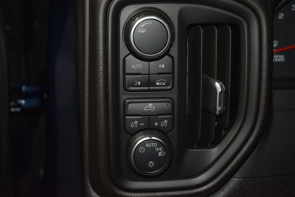 2023 Chevrolet Silverado 1500 Custom - Photo 33
