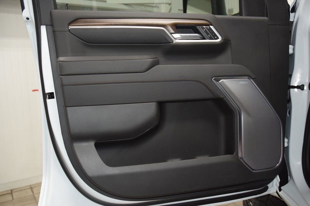 2026 Chevrolet Silverado 3500 HD High Country - Photo 51
