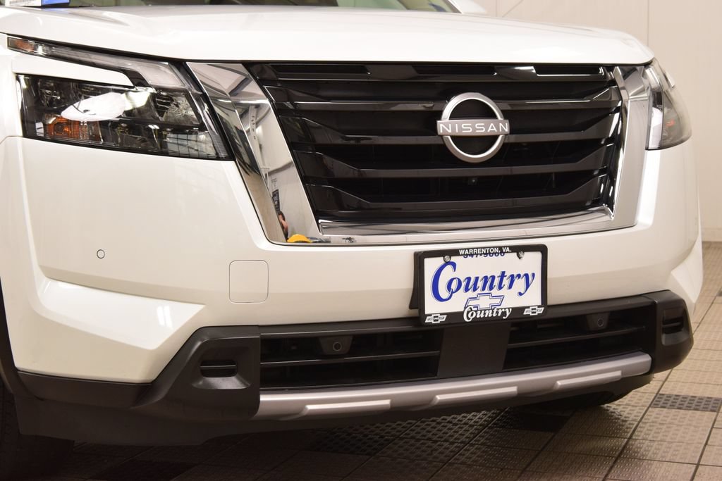 2025 Nissan Pathfinder Platinum - Photo 13