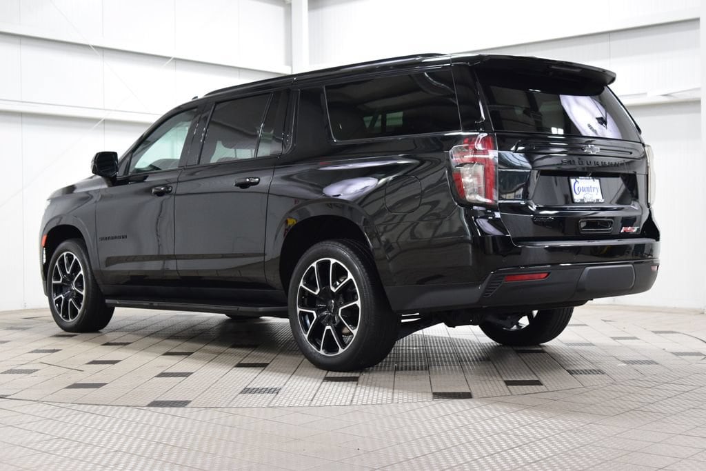 2024 Chevrolet Suburban RST - Photo 6