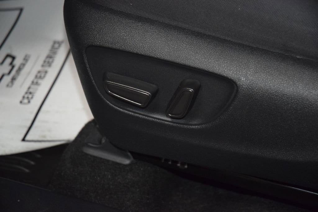 2023 Toyota Highlander LE - Photo 38