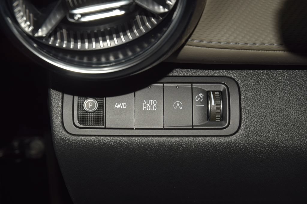 2027 Chevrolet Equinox LT - Photo 36