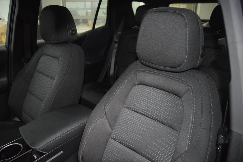 2027 Chevrolet Equinox LT - Photo 38