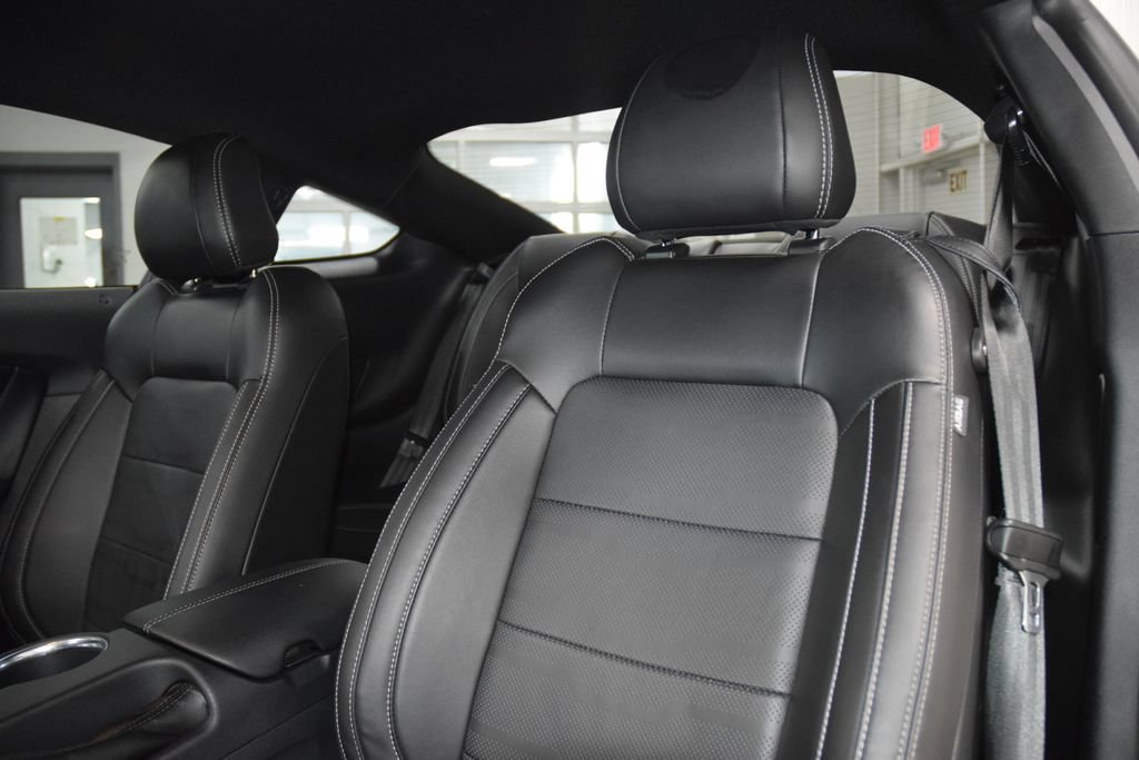 2022 Ford Mustang GT Premium - Photo 41