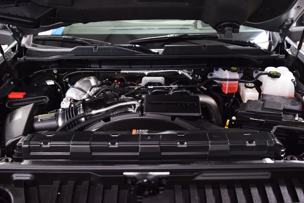 2025 Chevrolet Silverado 3500HD LTZ - Photo 33