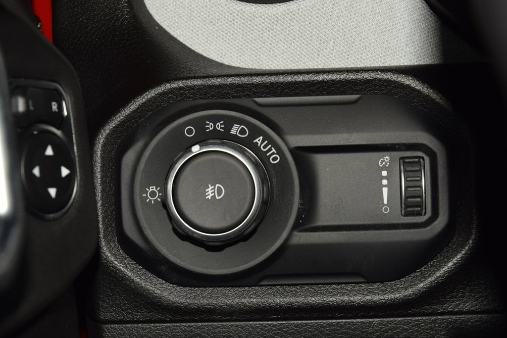 2024 Jeep Wrangler 4-Door Sport S - Photo 27
