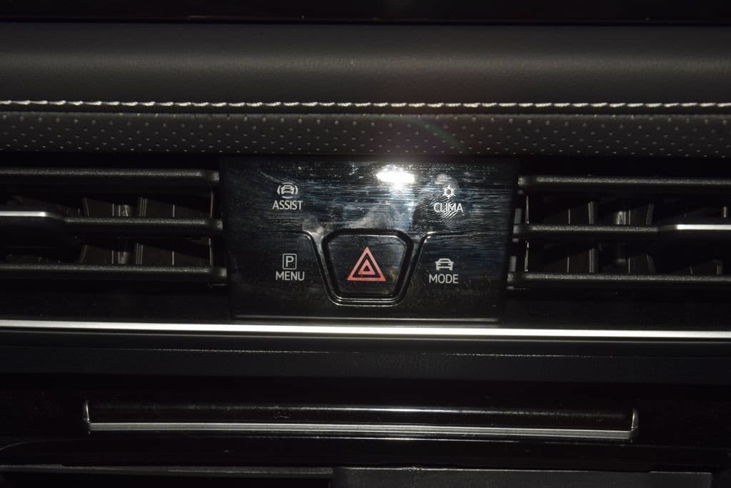 2025 Volkswagen Atlas SEL - Photo 31