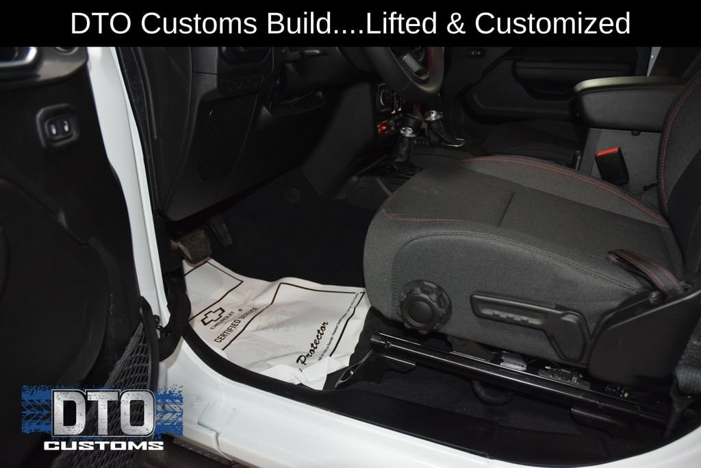 2025 Jeep Wrangler 4-Door Rubicon - Photo 38