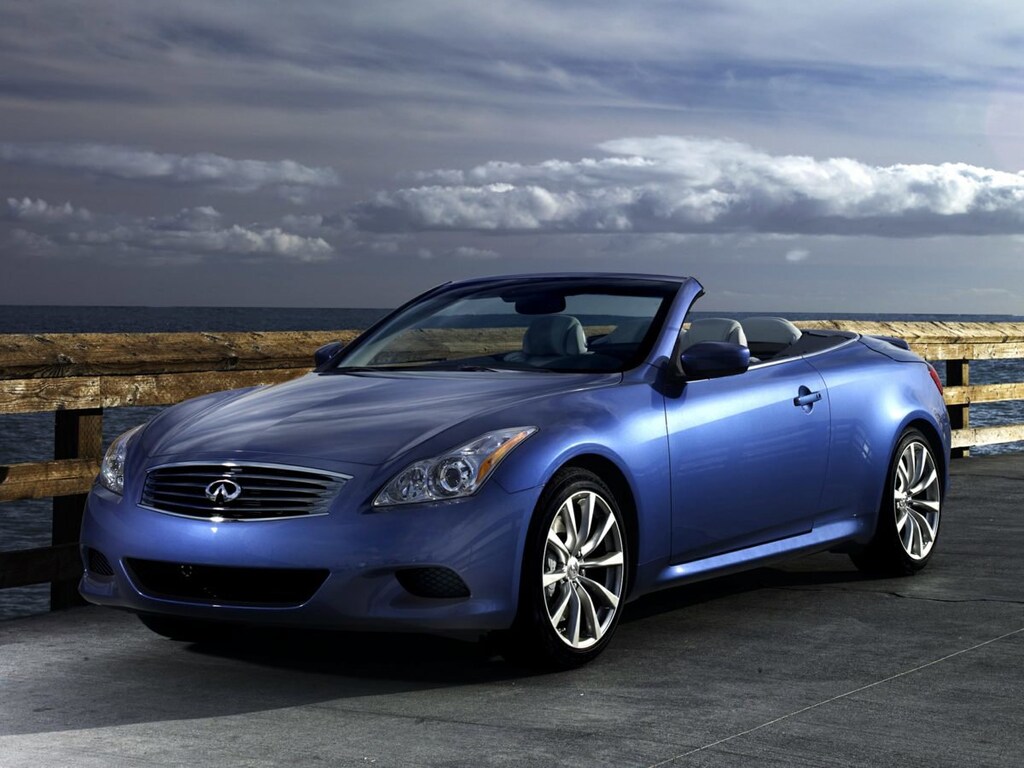 Used 2010 INFINITI G37 Convertible Base Convertible