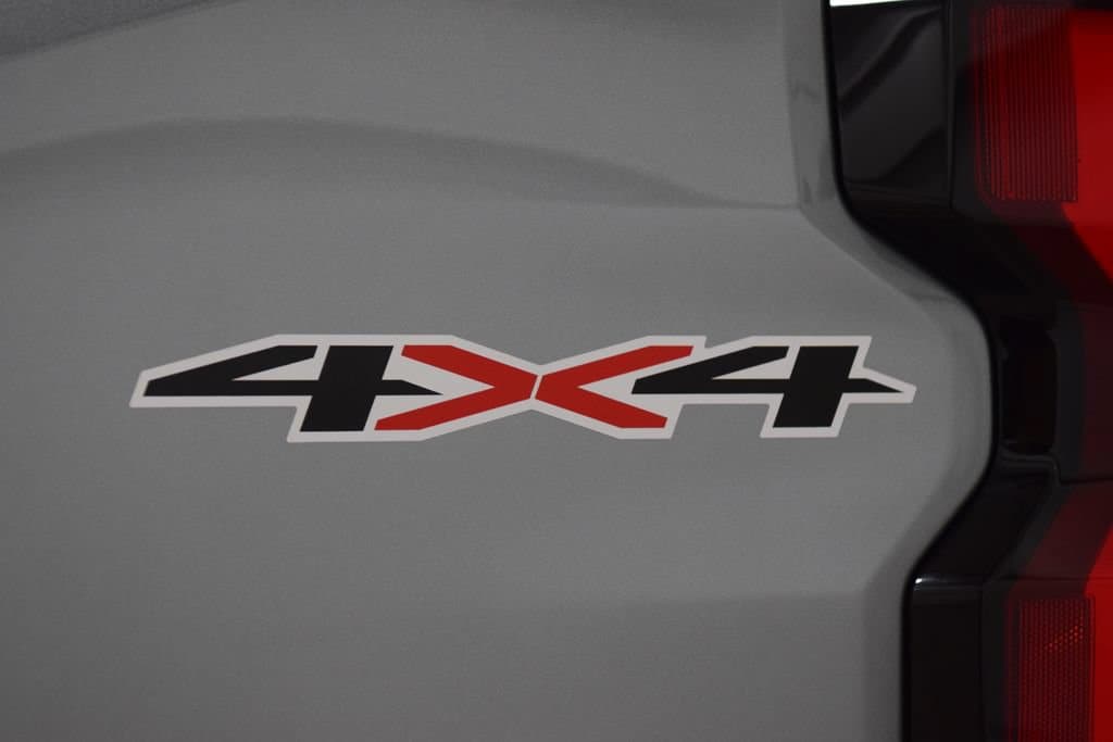 2024 Chevrolet Colorado LT - Photo 28