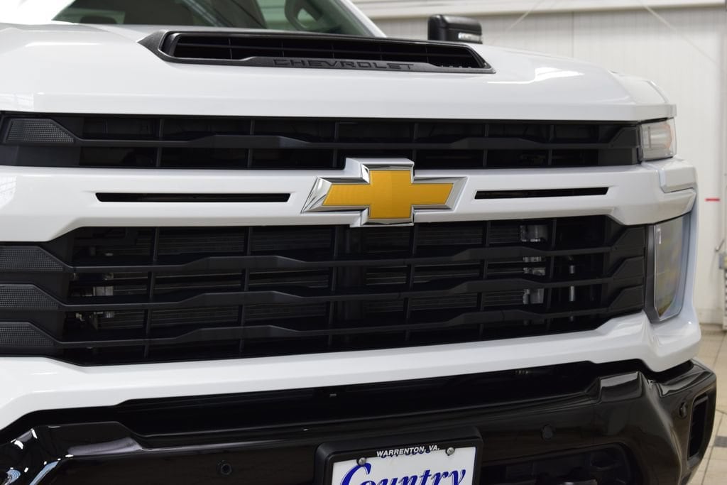 2026 Chevrolet Silverado 2500 HD Custom - Photo 11