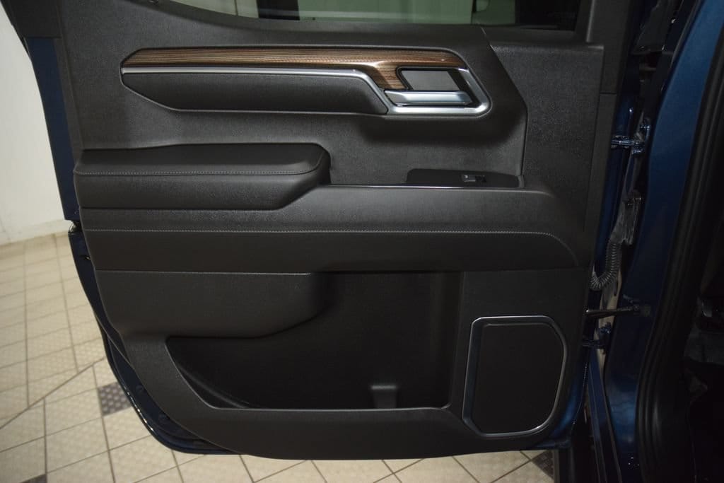 2022 Chevrolet Silverado 1500 RST - Photo 45