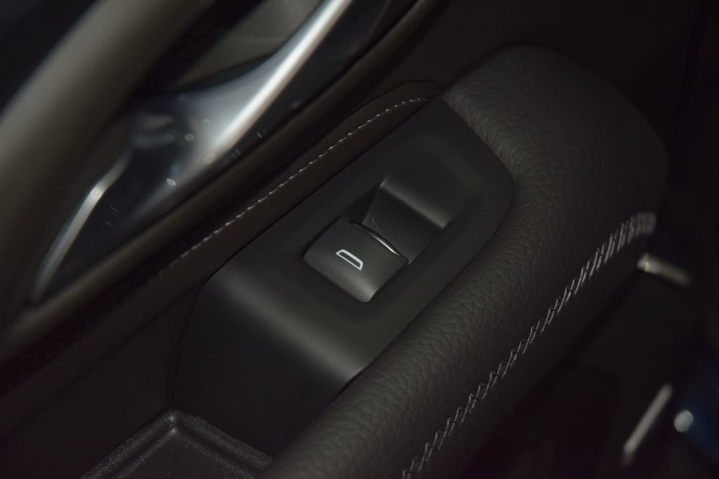 2024 GMC Yukon Denali - Photo 48