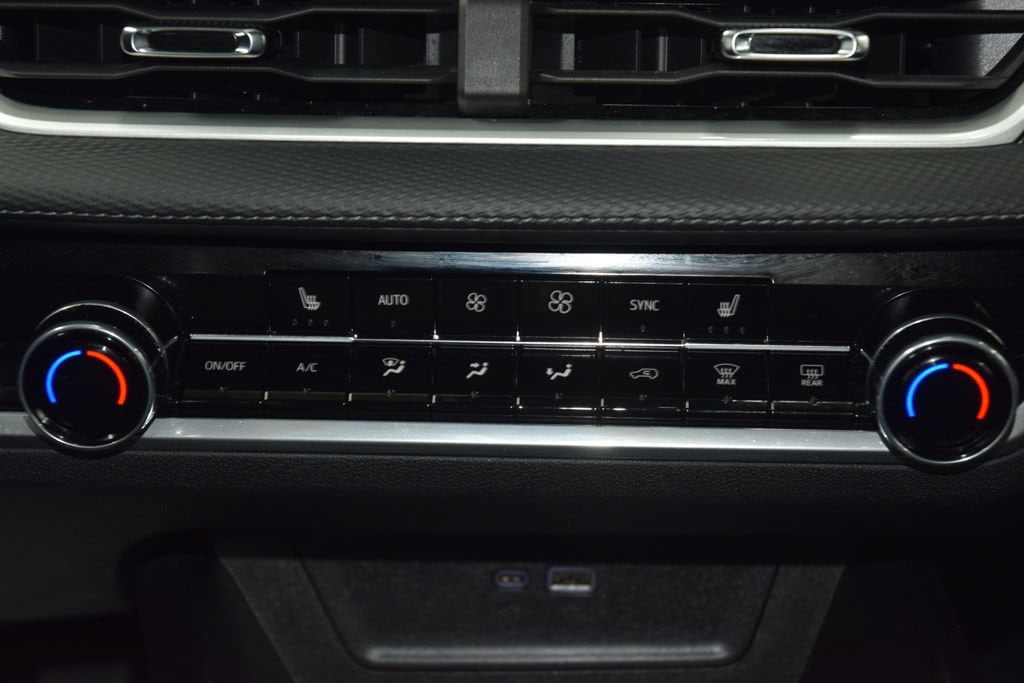 2025 Chevrolet Equinox LT - Photo 32
