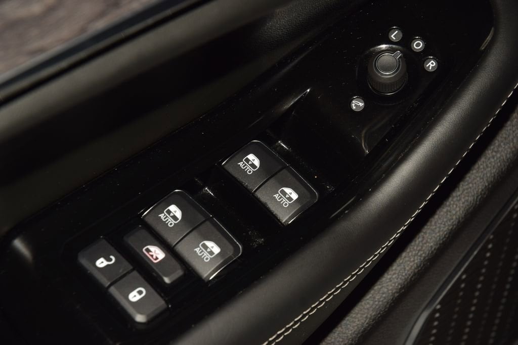 2024 Jeep Grand Cherokee L Overland - Photo 47