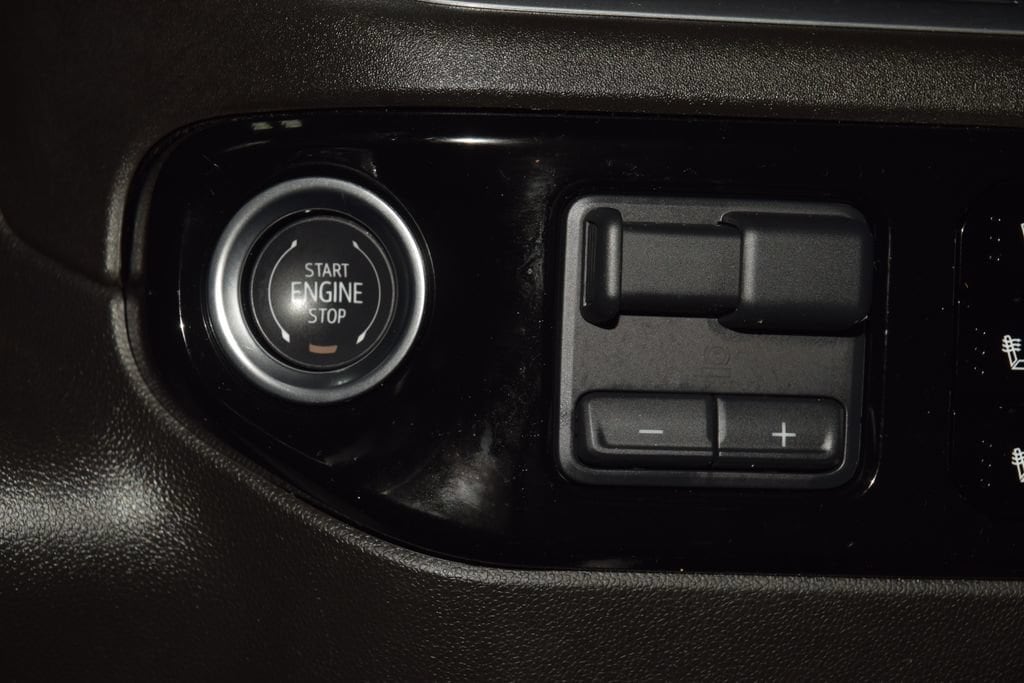 2025 Chevrolet Silverado 1500 High Country - Photo 36