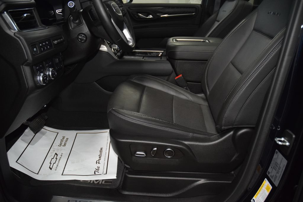 2024 GMC Yukon Denali - Photo 41