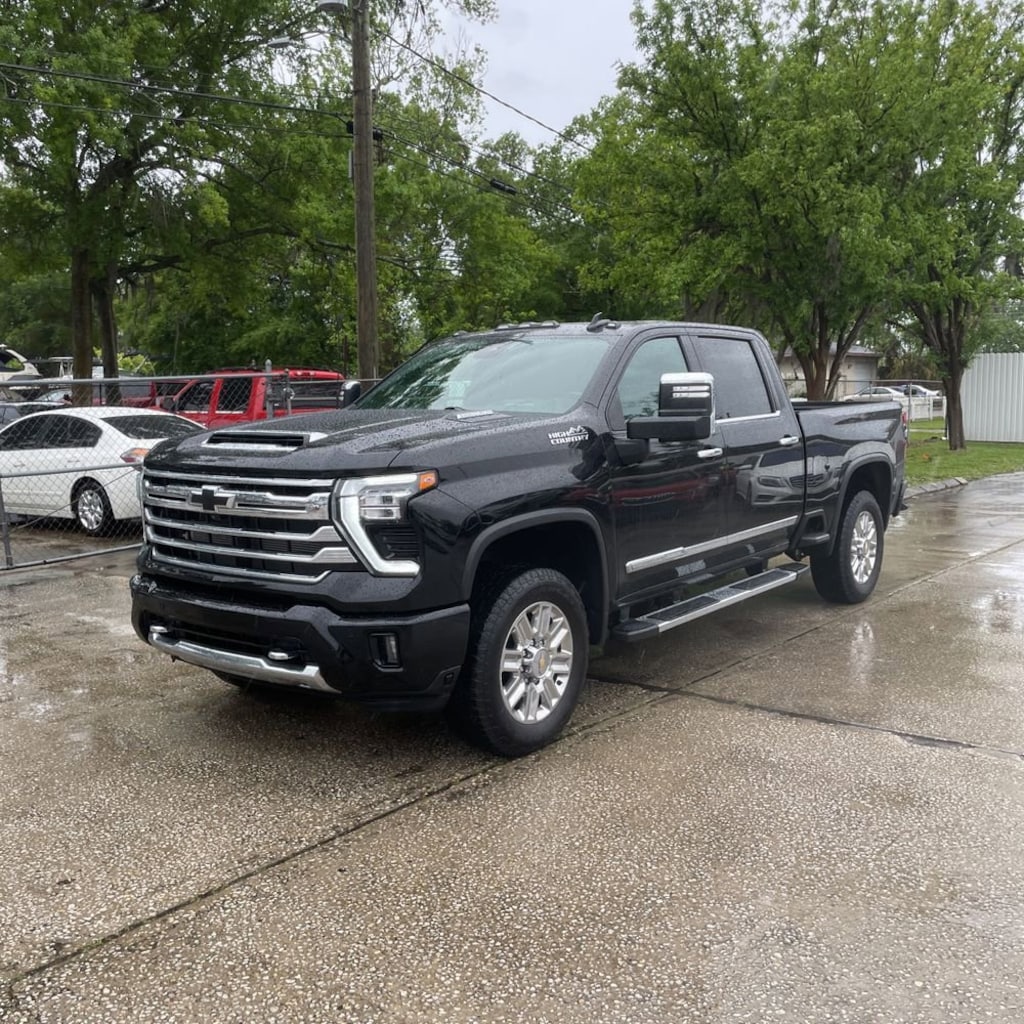 Used 2024 Chevrolet Silverado 2500 HD High Country Truck Crew Cab