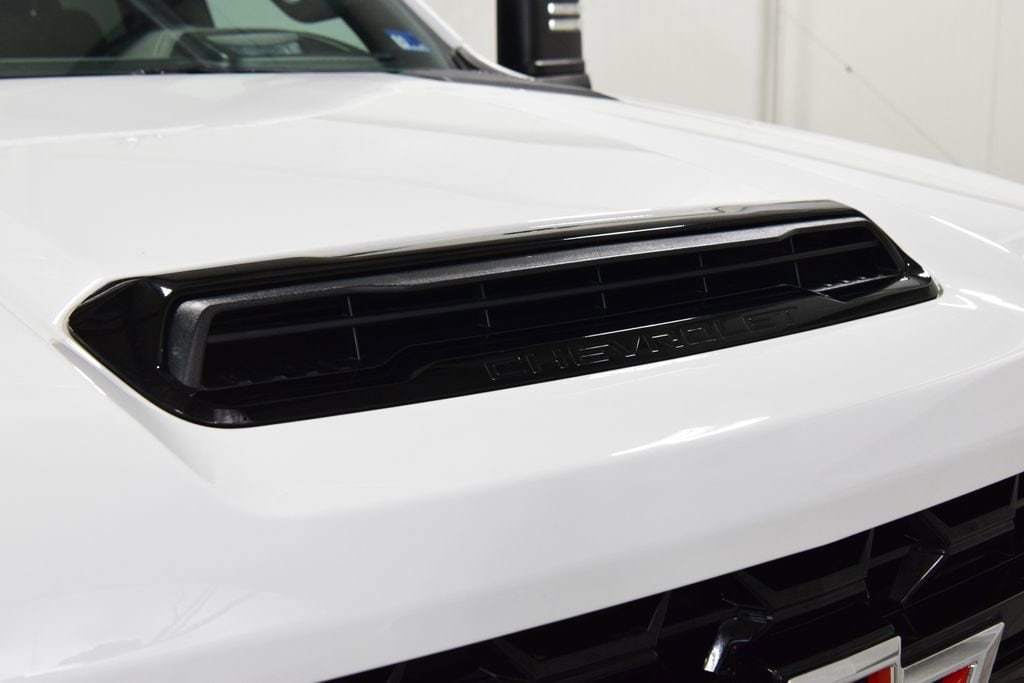 2024 Chevrolet Silverado 2500HD ZR2 - Photo 17