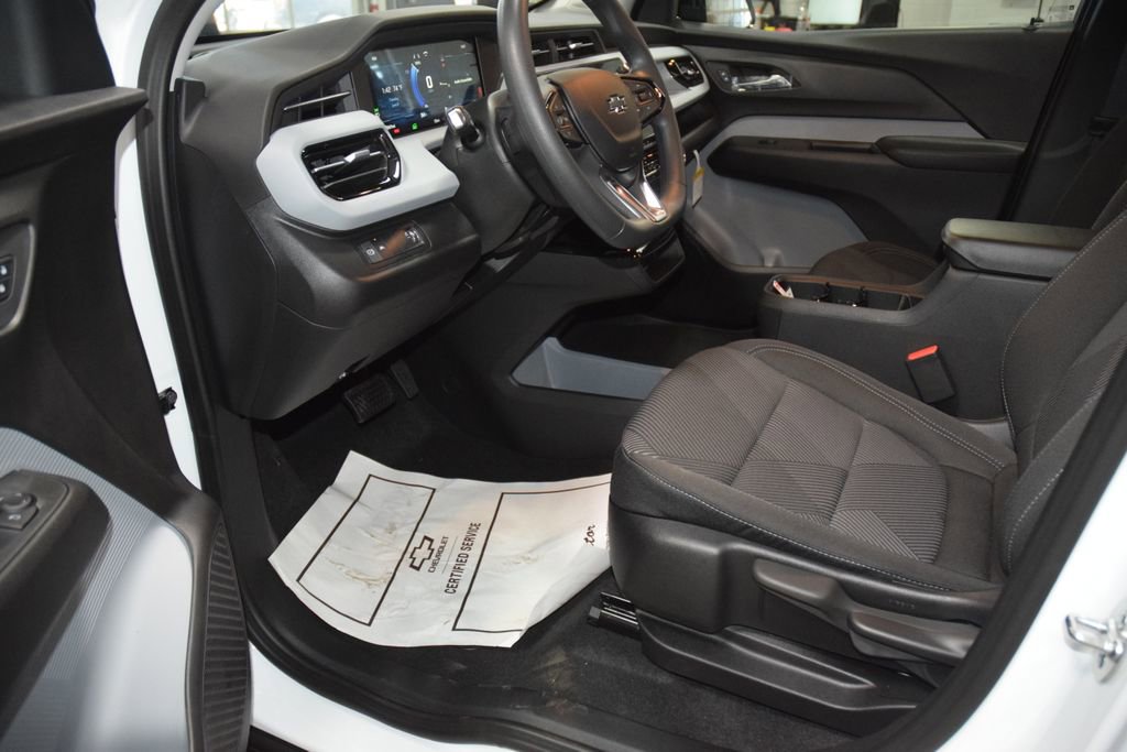 2027 Chevrolet Bolt LT - Photo 33