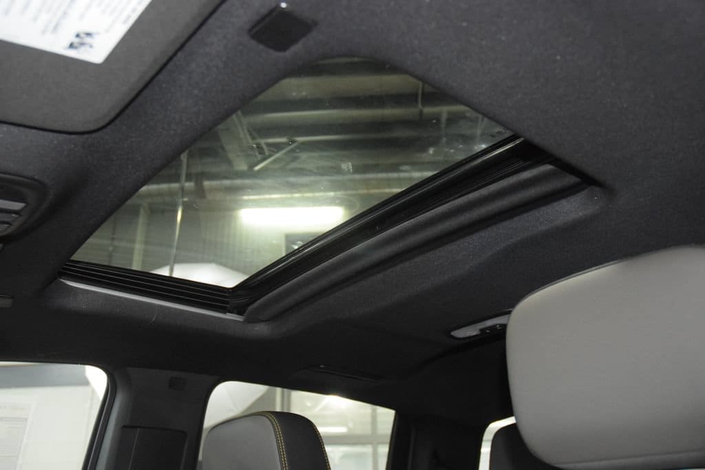 2026 Chevrolet Colorado ZR2 - Photo 54