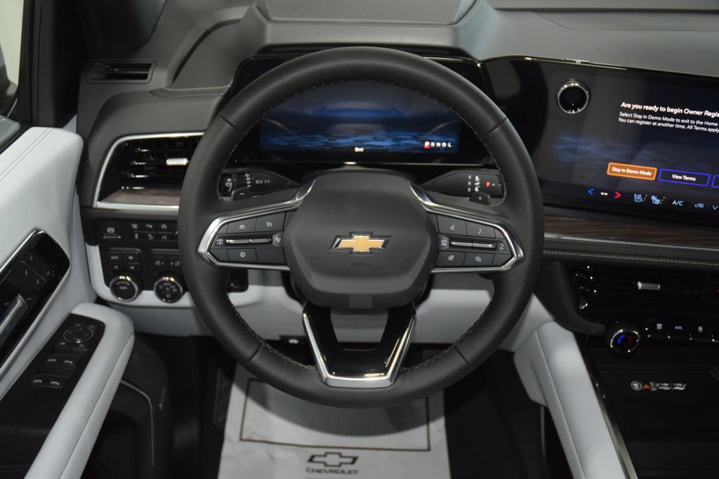 2026 Chevrolet Suburban Premier - Photo 37