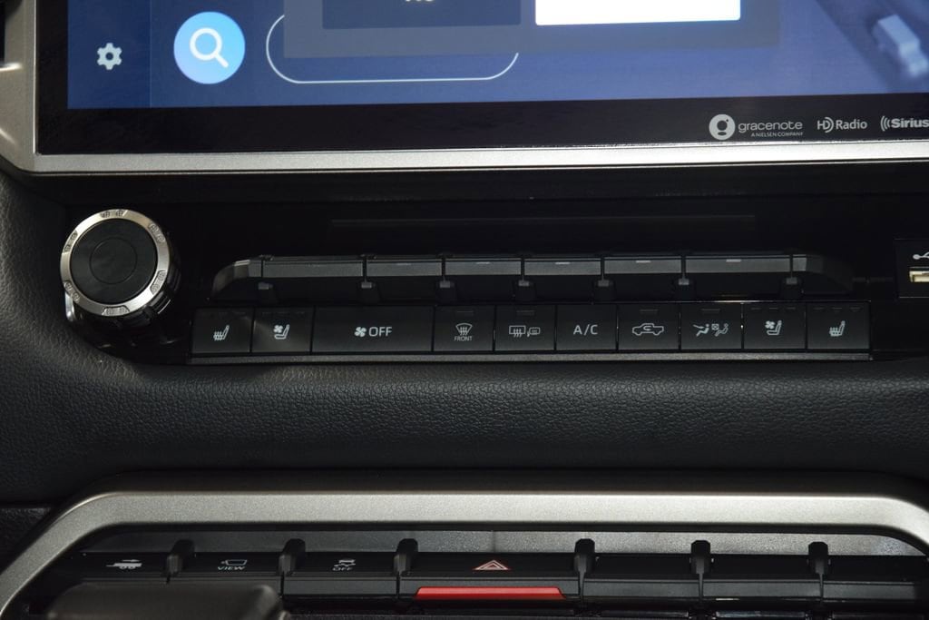 2024 Toyota Tundra Limited - Photo 34
