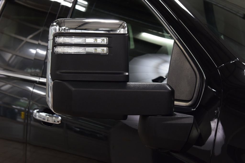 2022 Chevrolet Silverado 3500HD High Country - Photo 21