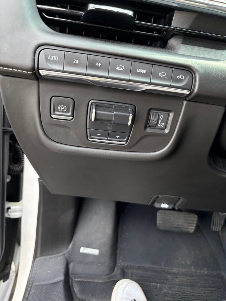 2023 Cadillac Escalade ESV Sport Platinum - Photo 14