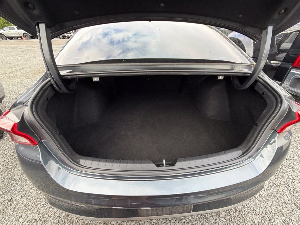 2023 Kia K5 EX - Photo 13