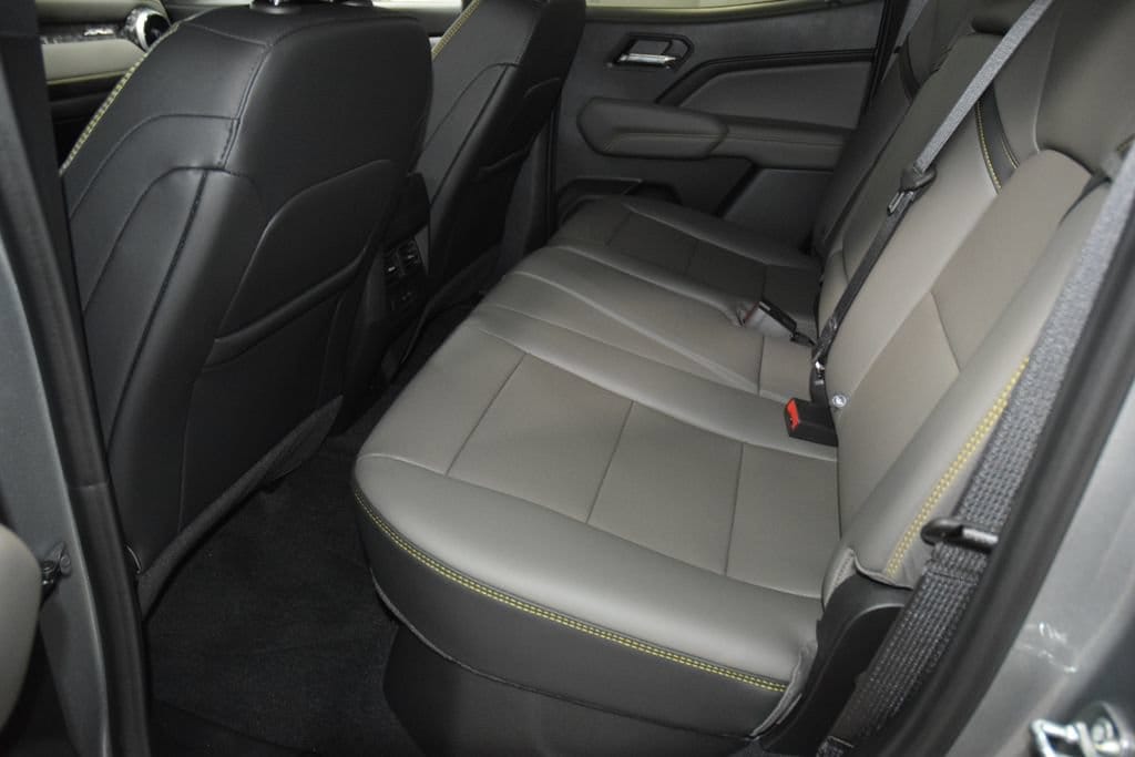 2026 Chevrolet Colorado ZR2 - Photo 46