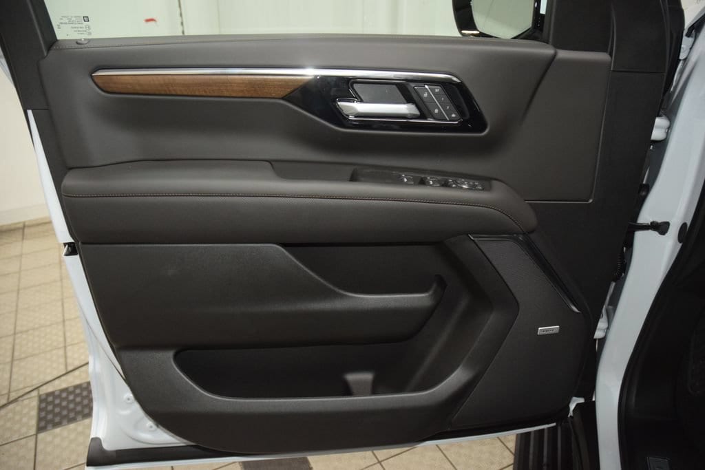 2026 Chevrolet Suburban High Country - Photo 49