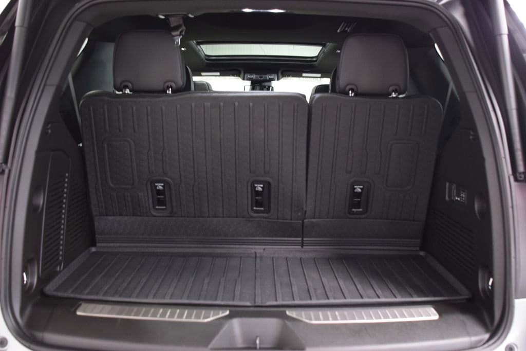 2024 GMC Yukon Denali - Photo 26