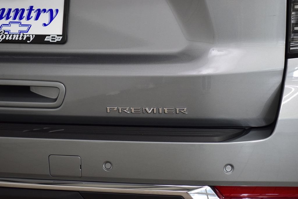 2026 Chevrolet Suburban Premier - Photo 22