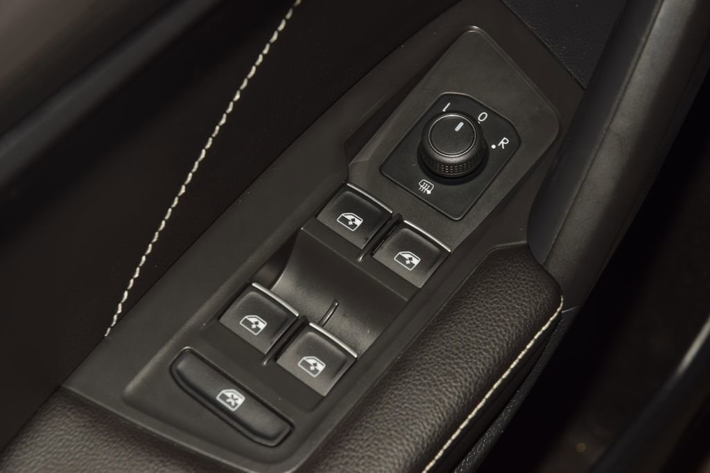 2023 Volkswagen Tiguan SE R-LINE BLACK - Photo 43