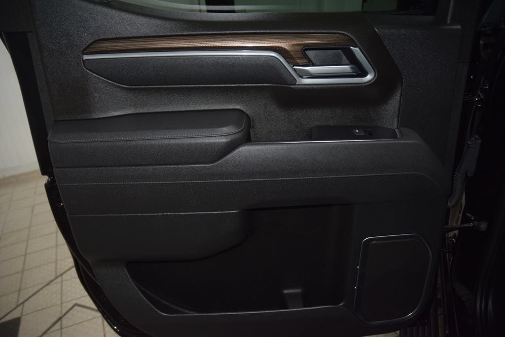 2025 Chevrolet Silverado 1500 RST - Photo 45