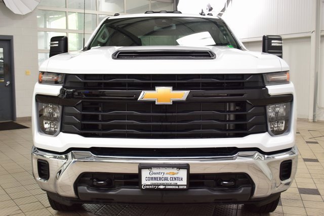 2025 Chevrolet Silverado 3500HD Work Truck photo 2