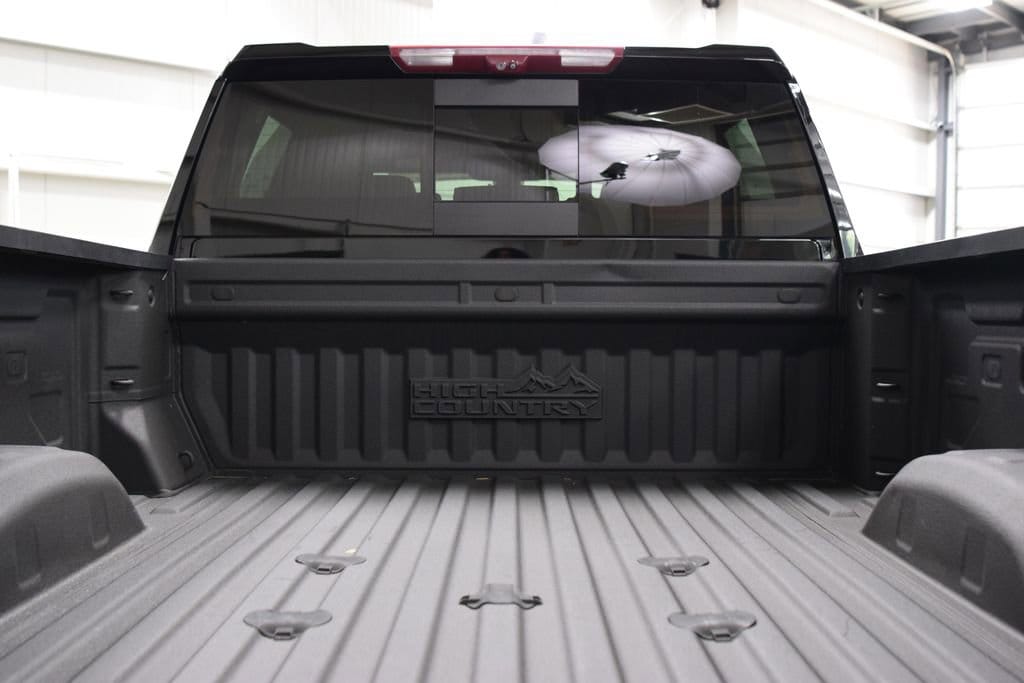2022 Chevrolet Silverado 2500HD High Country - Photo 28