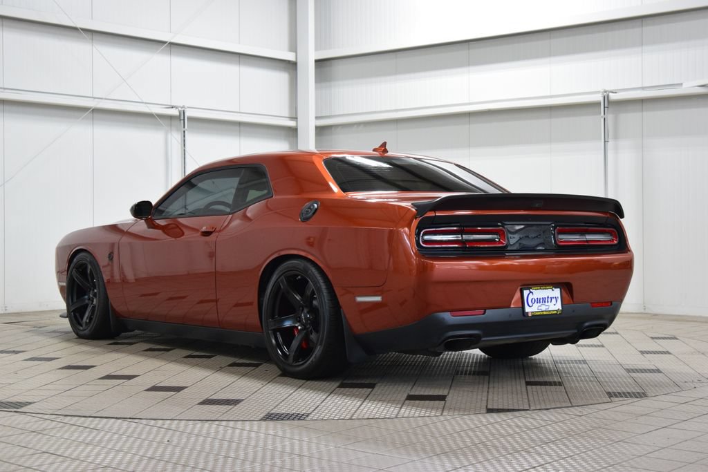 2022 Dodge Challenger SRT - Photo 6